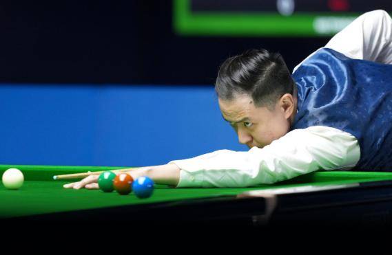 国歌四次响徹(chè)世运赛場(chǎng)，中国台球队为国争光