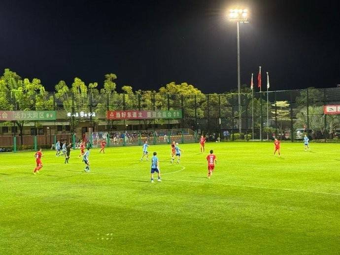 上海U16男足全运会小组赛两战全胜，以小组头名挺进1-8名排位赛