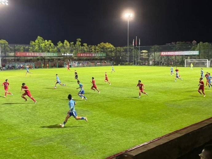 上海U16男足全运会小组赛两战全胜，以小组头名挺进1-8名排位赛