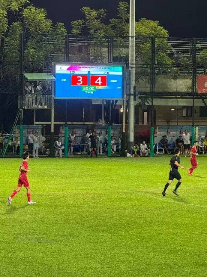 上海U16男足全运会小组赛两战全胜，以小组头名挺进1-8名排位赛