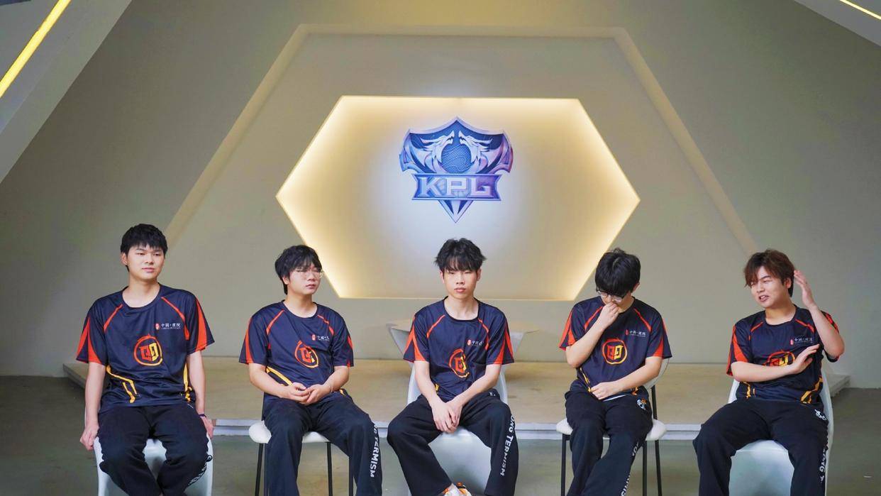 憾负LGD！“AG小号”情久逆袭之路被终结，KGL战队全军覆没