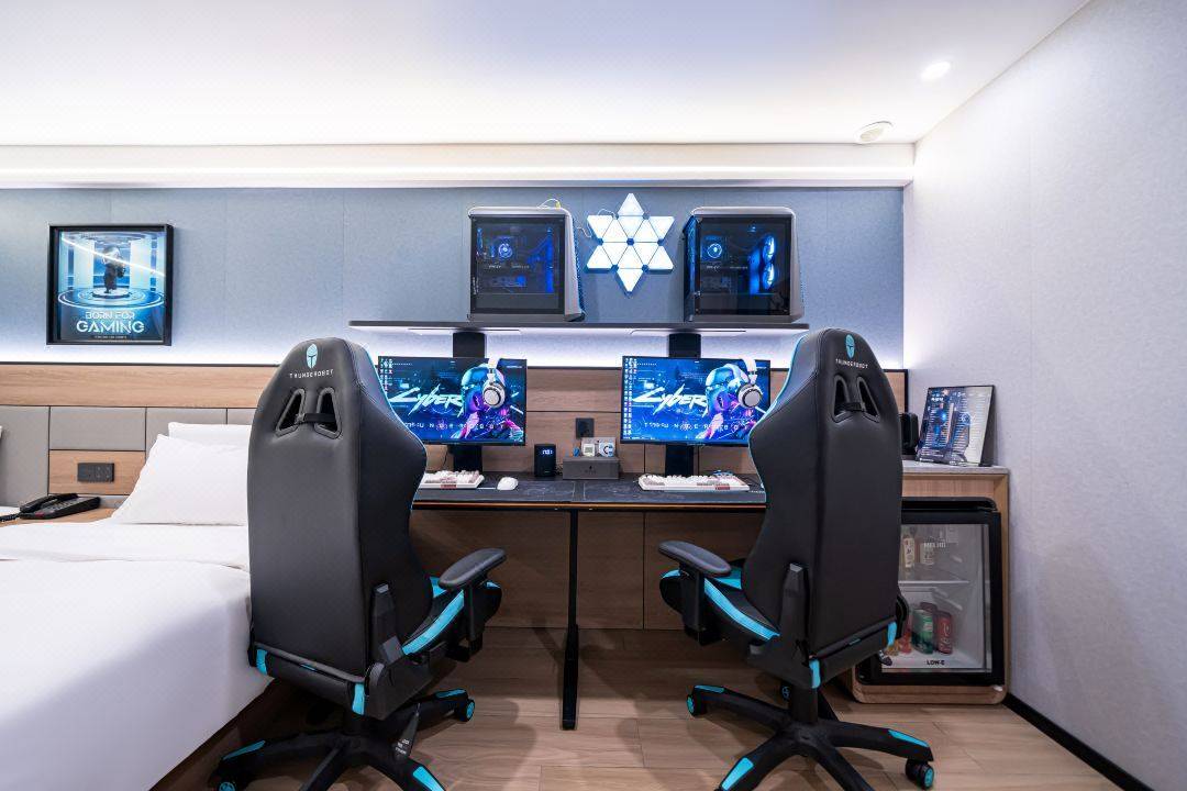 电竞馆加盟好还是自己开，一文读懂电竞酒店的投资逻辑