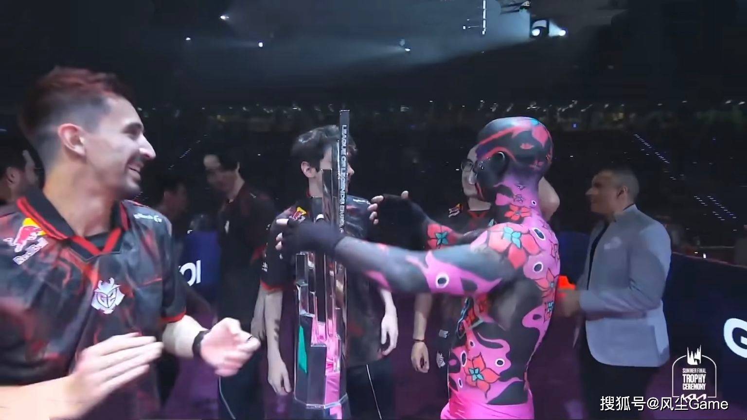 LOL首位联賽(sài)15冠王诞生(shēng)！G2速通MKOI夺冠，S賽(sài)種(zhǒng)子(zi)顺位全部确定(dìng)