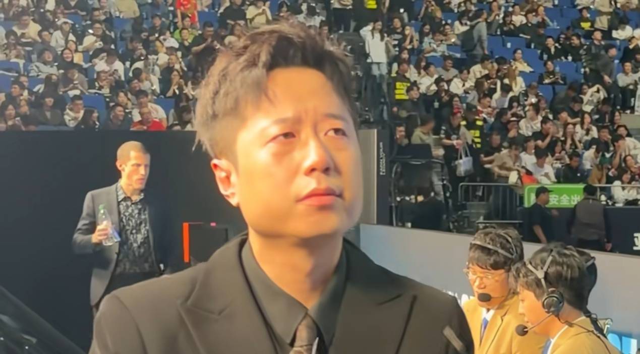 LPL上演绝望一幕！解说现场痛哭，二路哀声一片，真正的末日来了